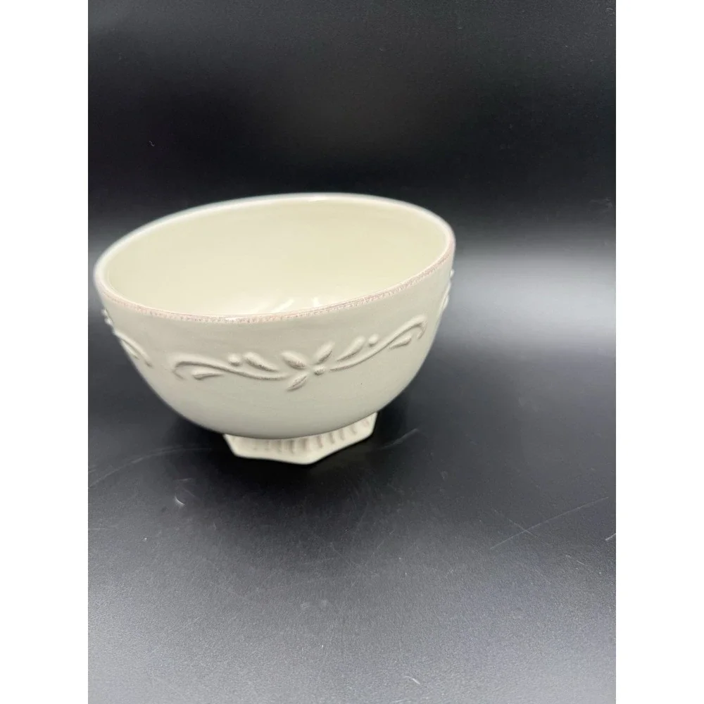 Mikasa width crafted